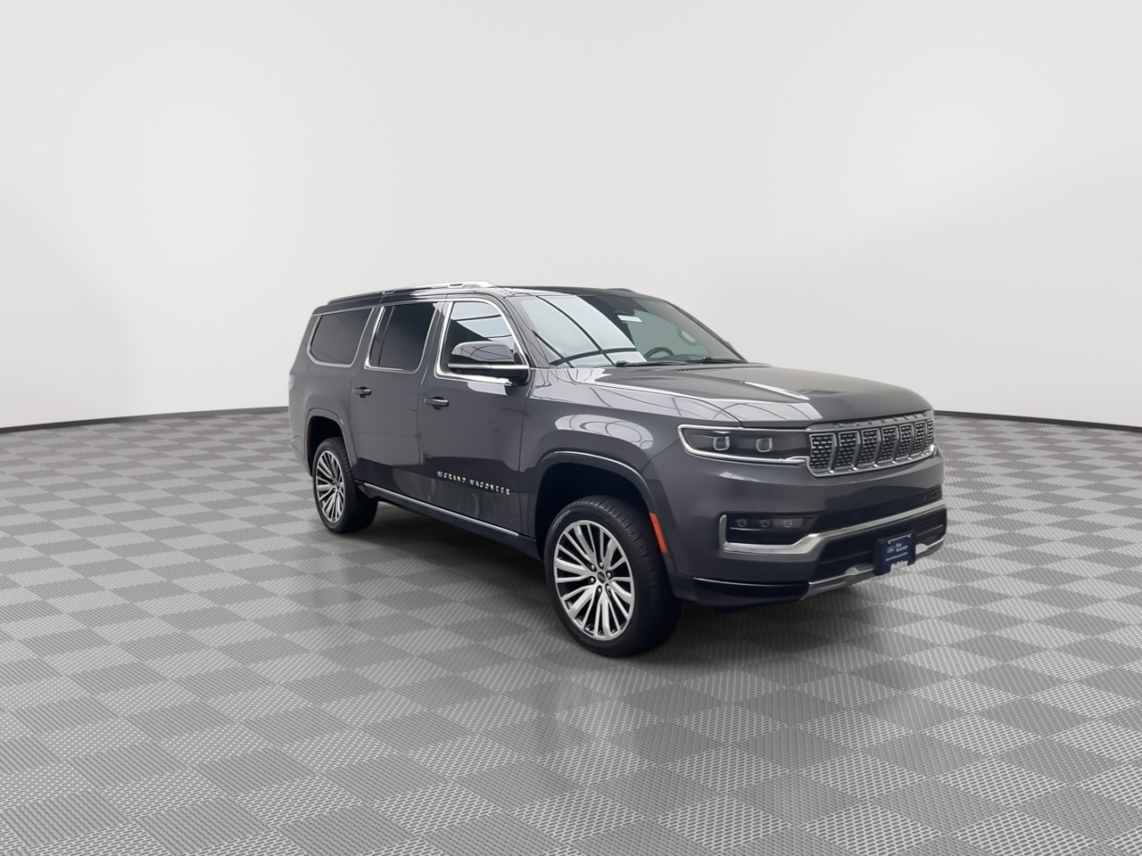 Used 2024 Jeep Grand Wagoneer L Series III AWD/4WD image 36