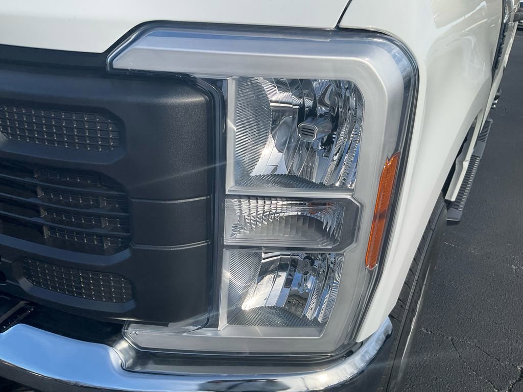 New 2026 Ford F250 XL image 9