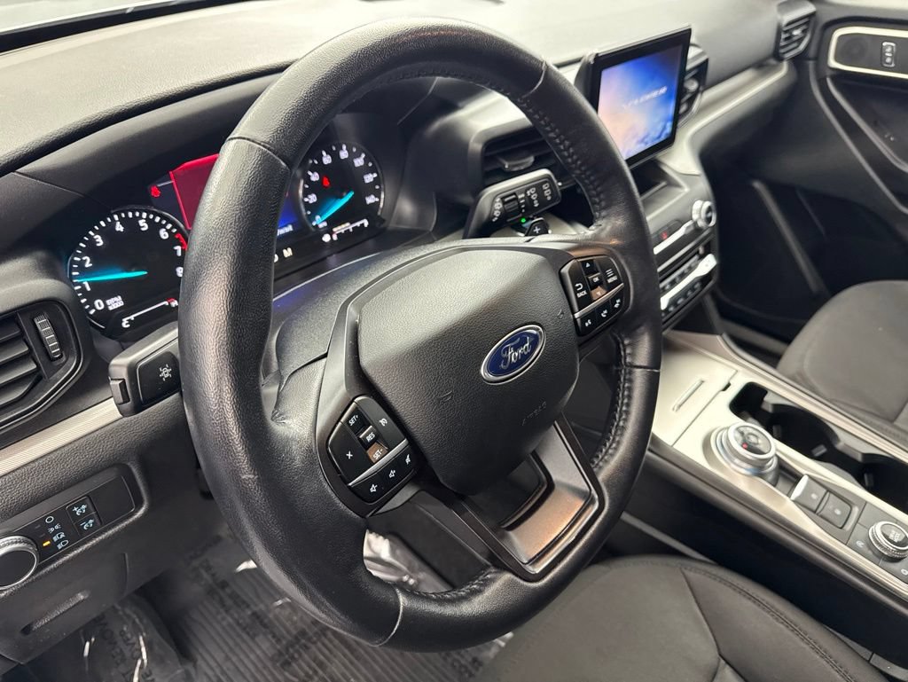 Used 2020 Ford Explorer XLT w/ Class III Trailer Tow Package AWD/4WD image 9