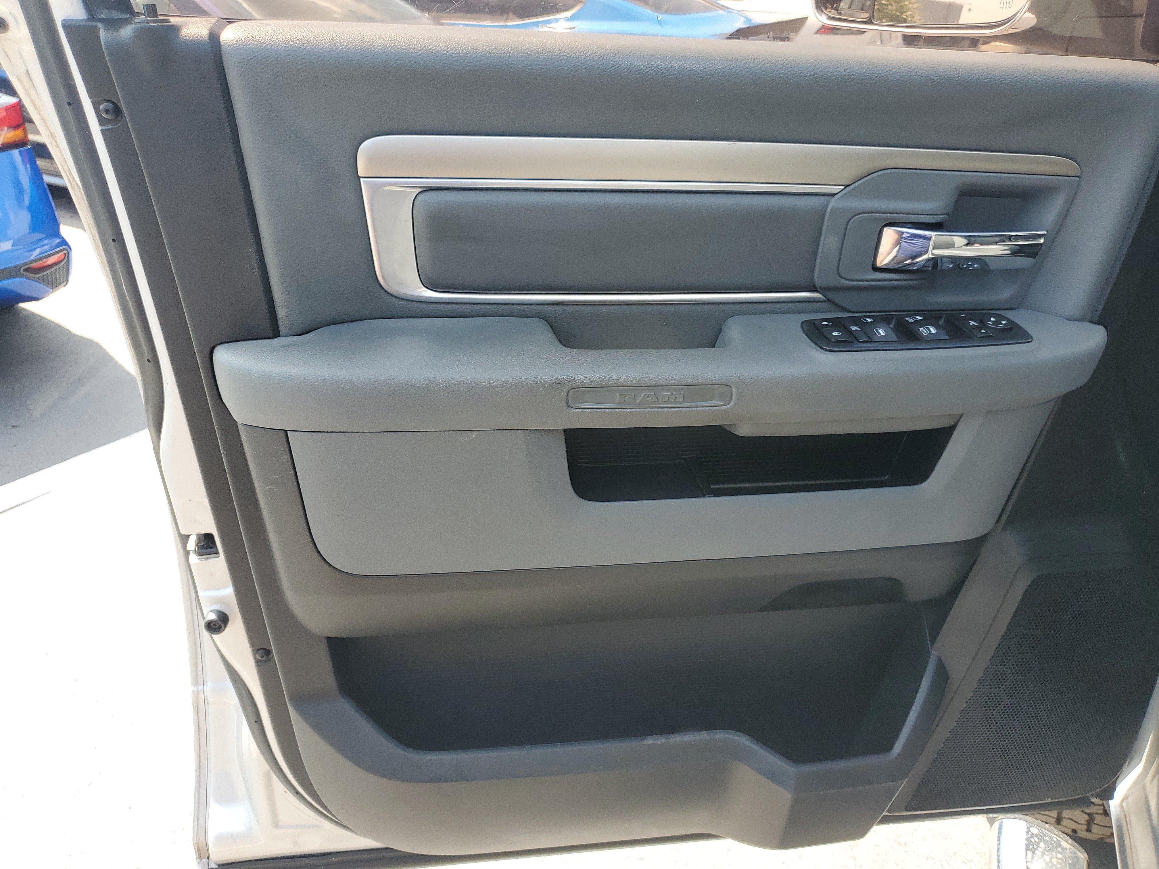 Used 2018 RAM 1500 Big Horn AWD/4WD image 9