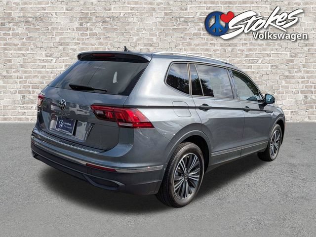 Certified 2024 Volkswagen Tiguan Wolfsburg Edition FWD image 4