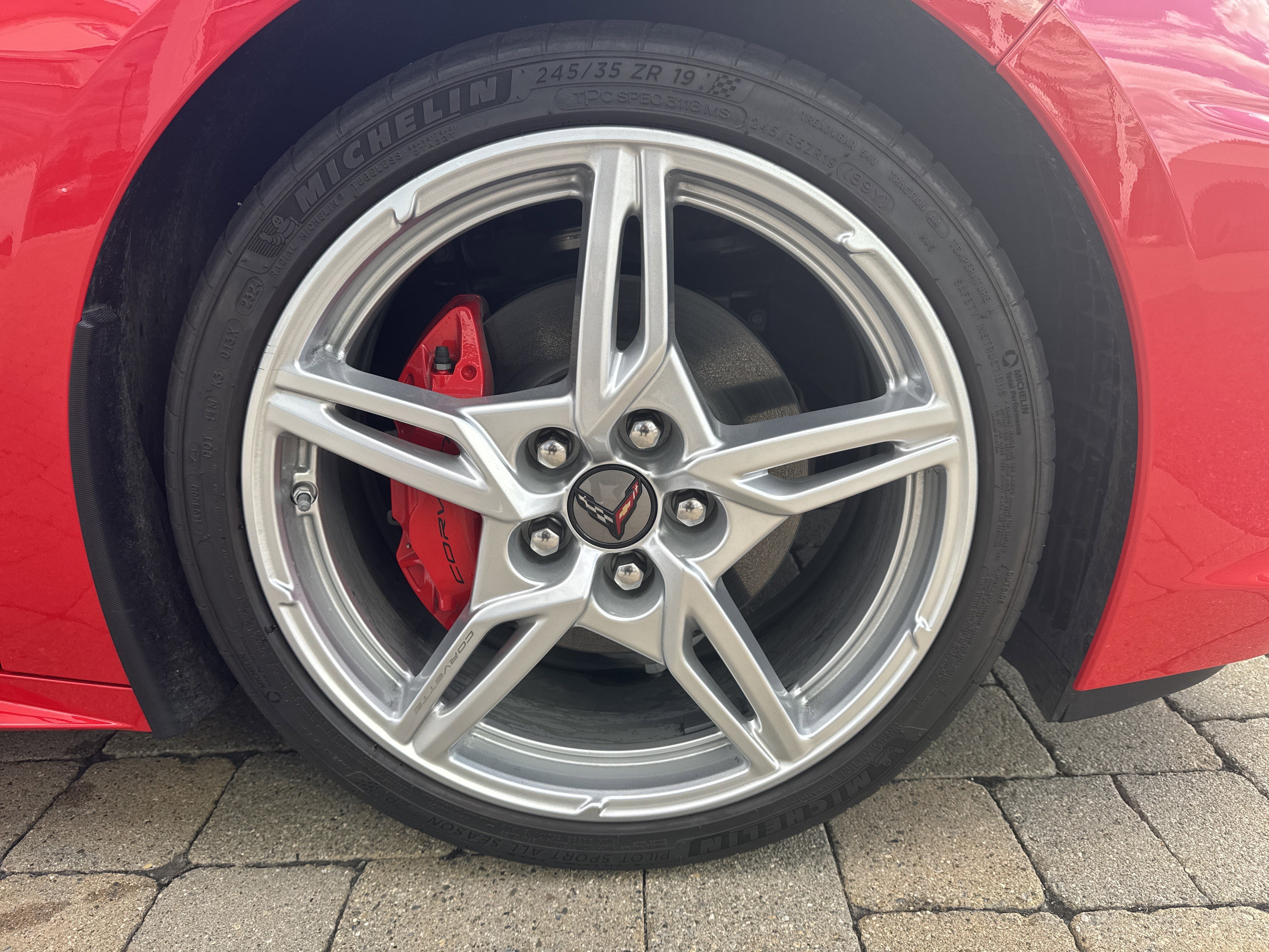 Used 2024 Chevrolet Corvette Stingray Premium Conv image 12