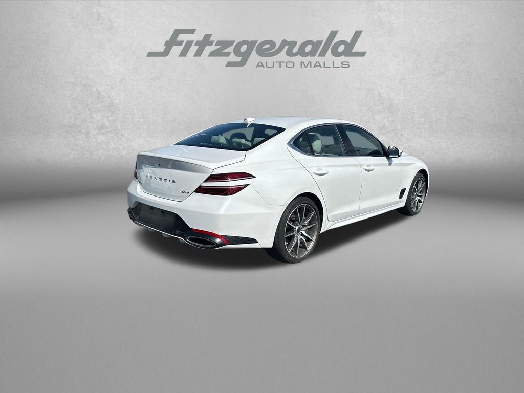 Used 2025 Genesis G70 2.5T image 7