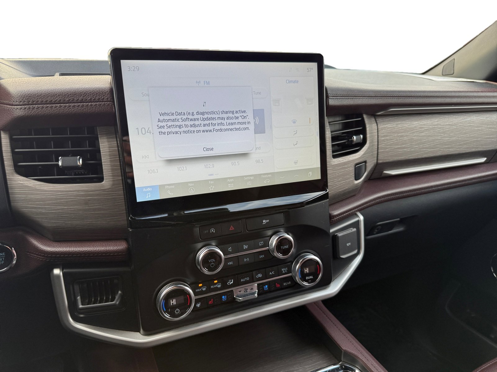 Used 2024 Ford Expedition Max Limited image 12