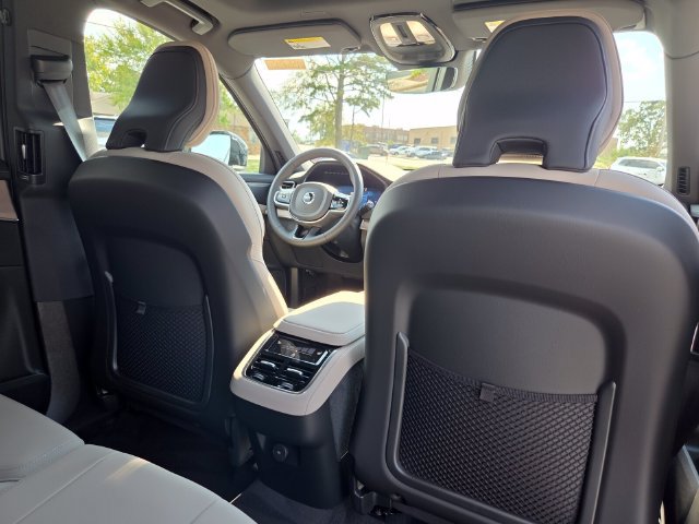New 2027 Volvo XC90 B6 Plus AWD/4WD image 17