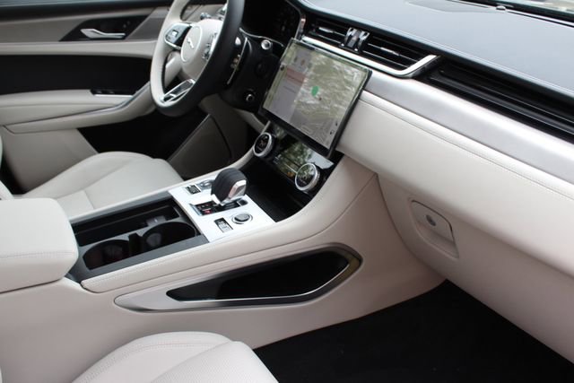 New 2026 Jaguar F-PACE R-Dynamic S image 23