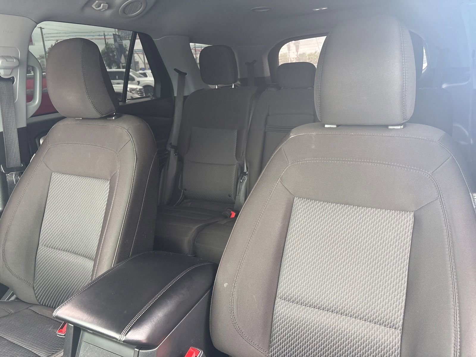 Used 2022 Ford Explorer XLT RWD image 11