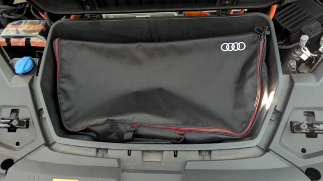 Used 2021 Audi e-tron Prestige image 44