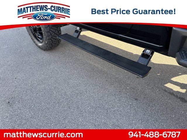 Used 2024 GMC Sierra 3500 SLE w/ SLE Convenience Package image 15