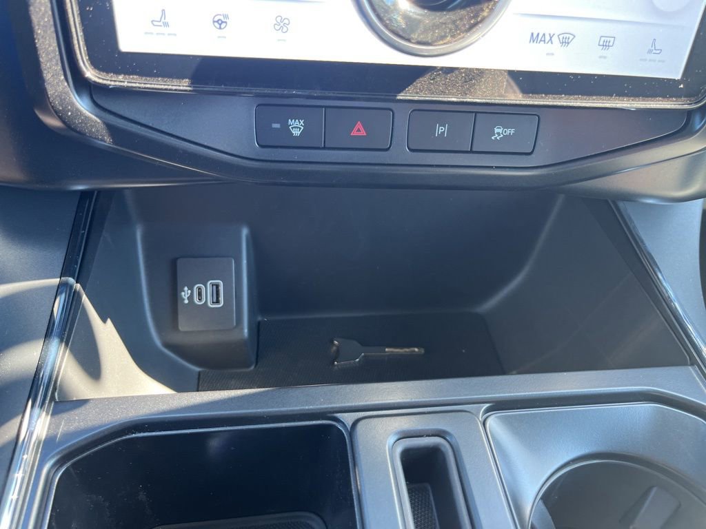 New 2025 Ford F150 Lightning Flash AWD/4WD image 23