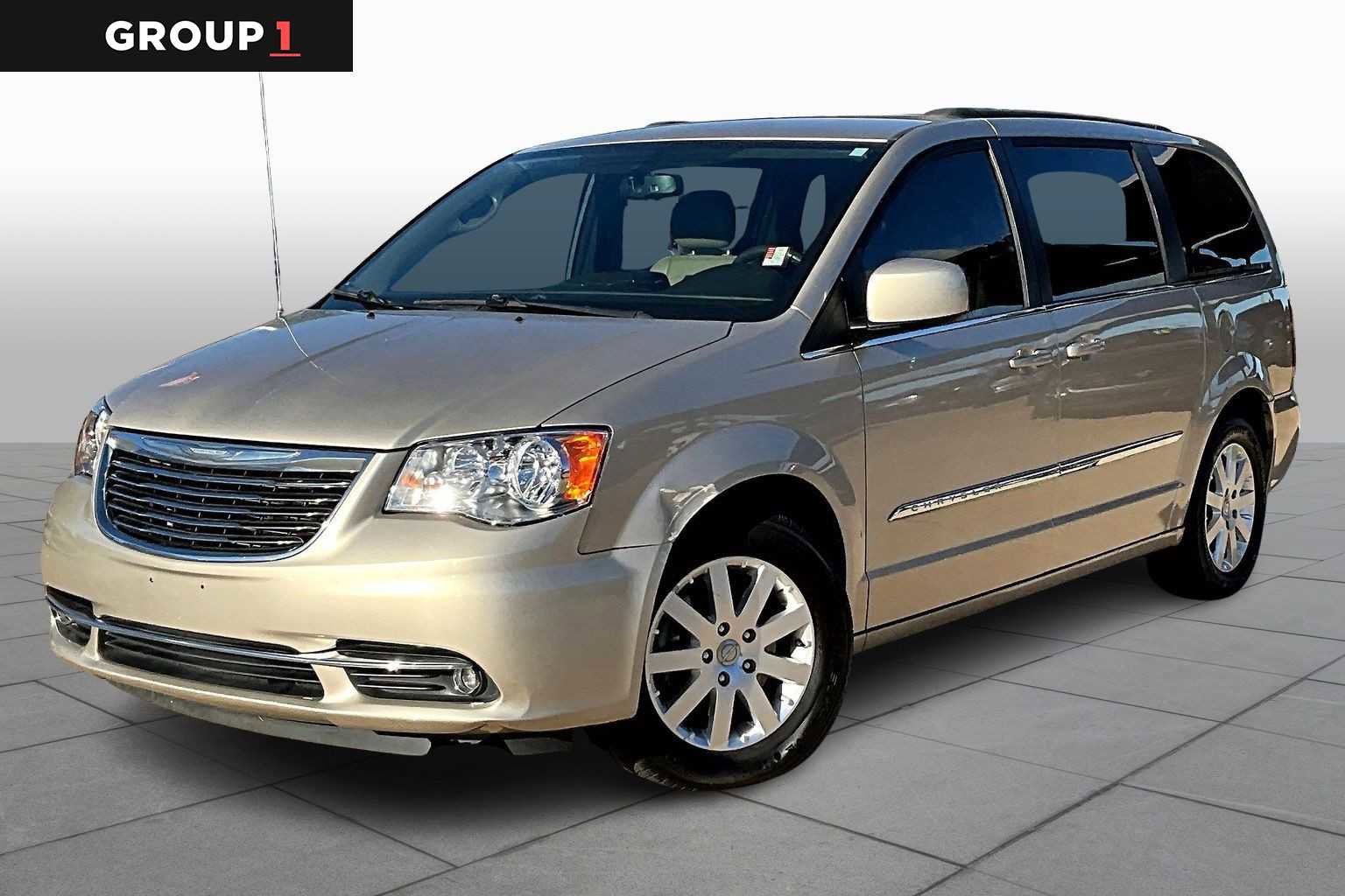 Used 2014 Chrysler Town & Country Touring