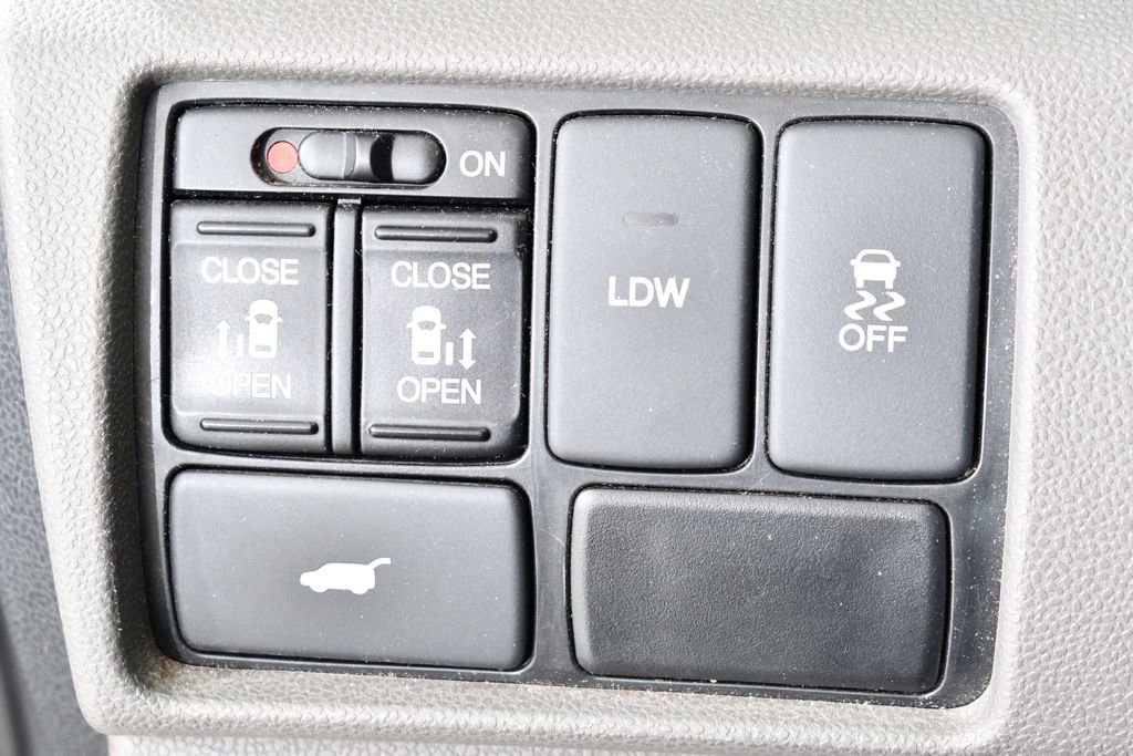 Used 2016 Honda Odyssey EX-L image 30
