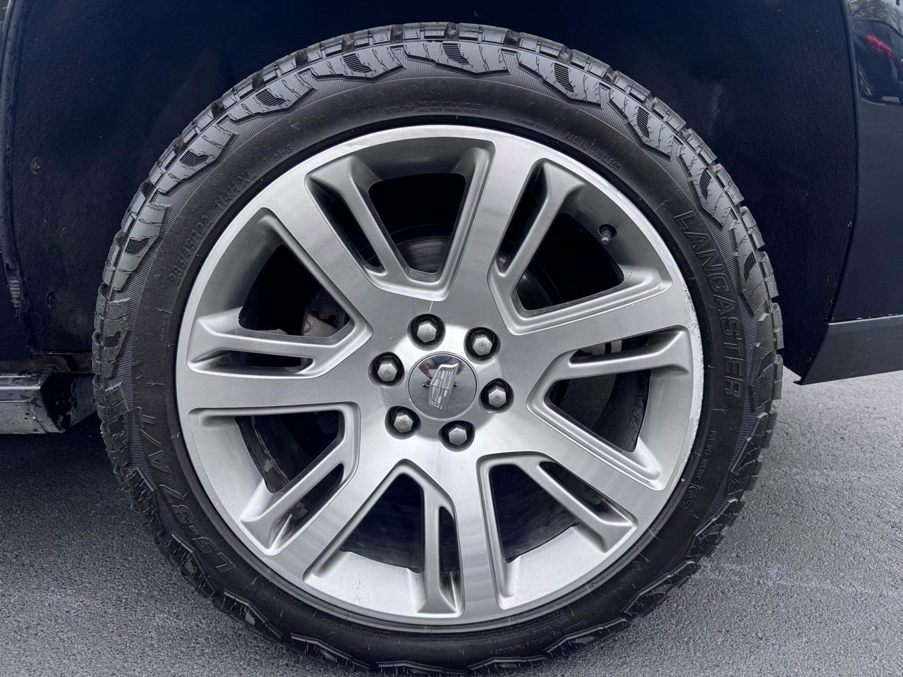 Used 2016 Cadillac Escalade Premium image 14