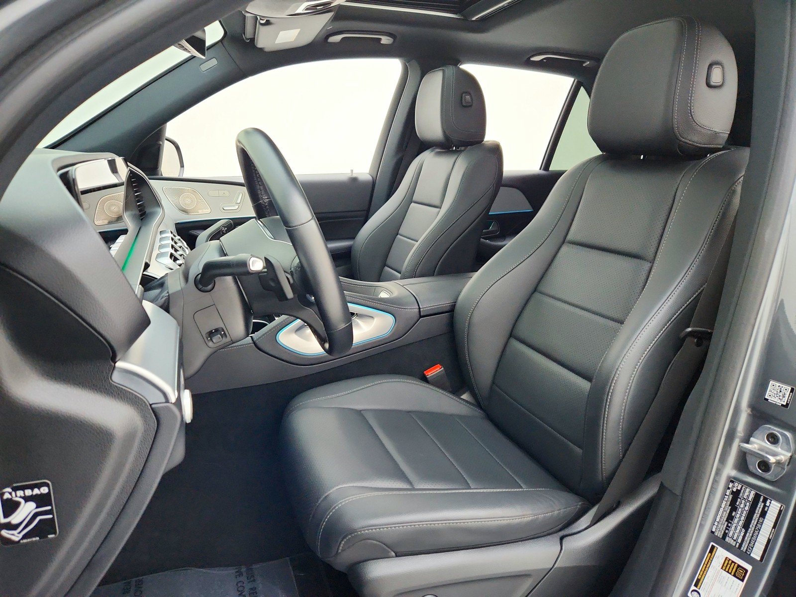 Certified 2022 Mercedes-Benz GLE 350 4MATIC w/ Premium Package image 17