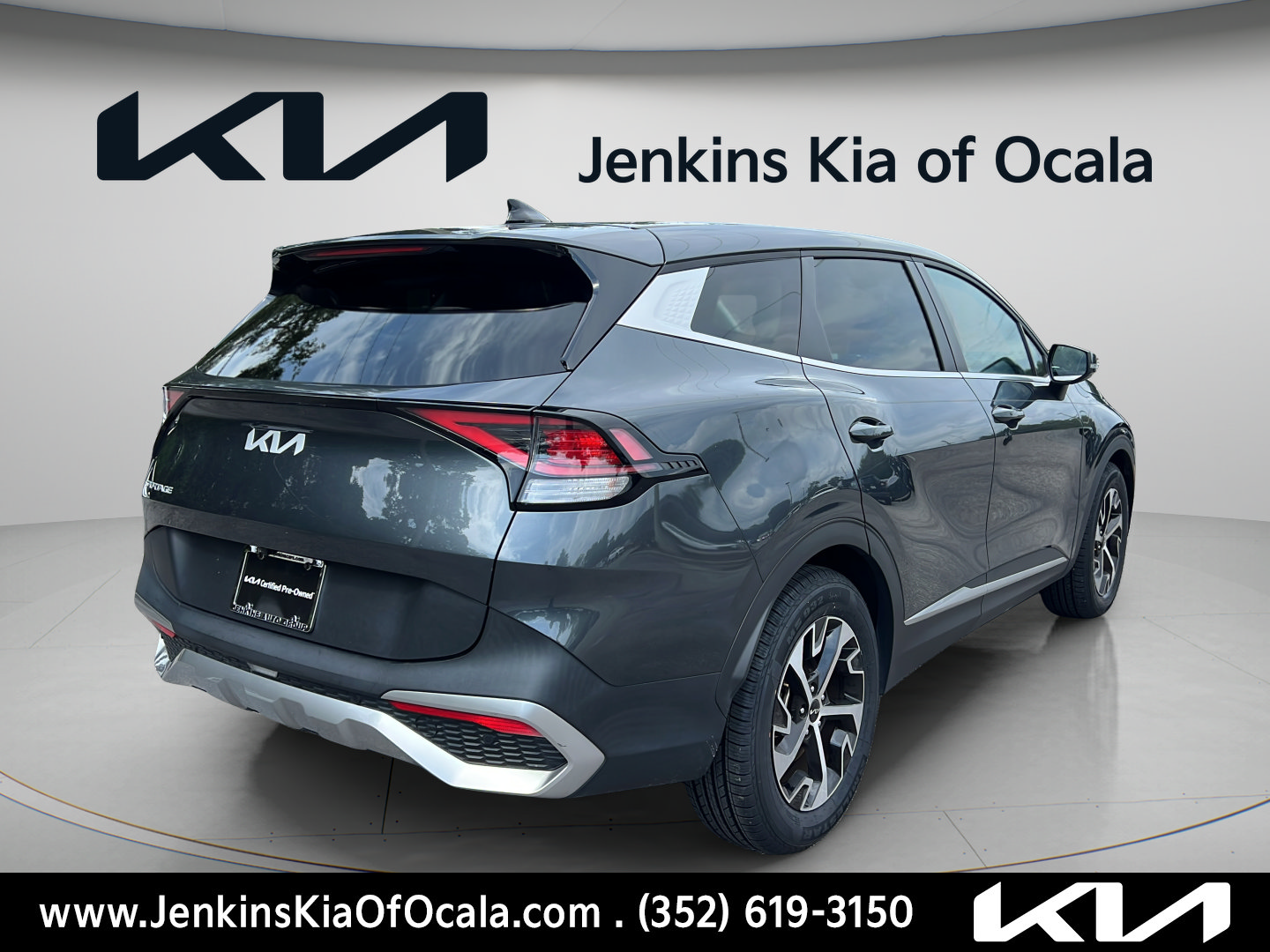 Certified 2024 Kia Sportage EX FWD image 3