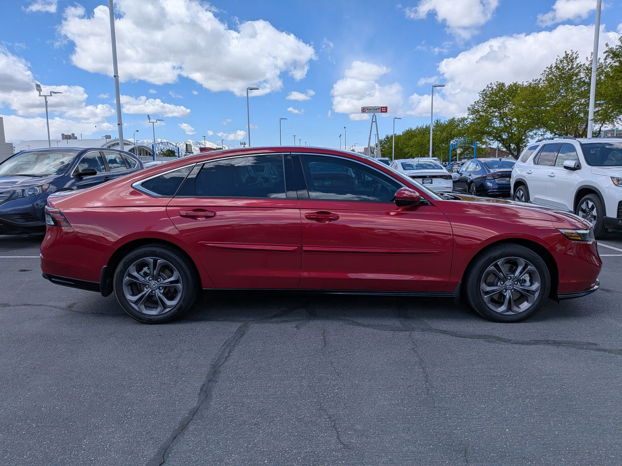 Certified 2023 Honda Accord EX-L image 2