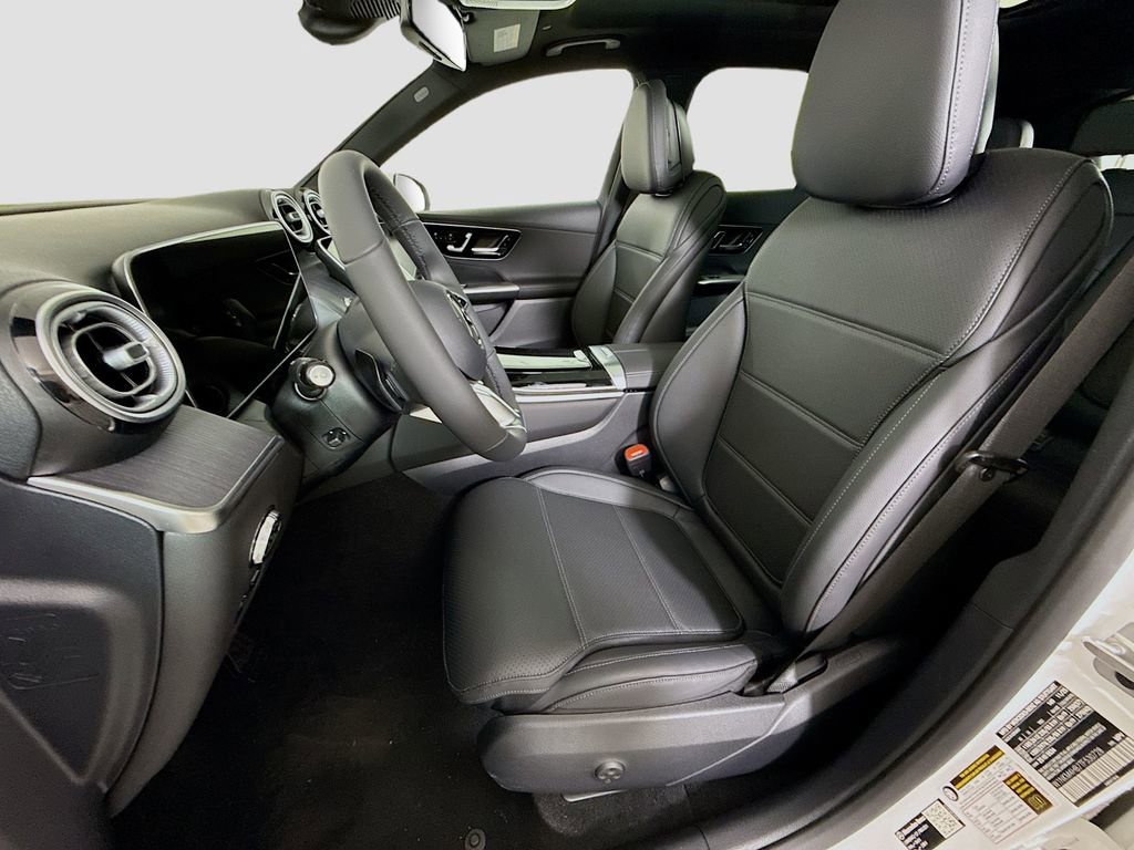 Used 2026 Mercedes-Benz GLC 300 4MATIC image 22
