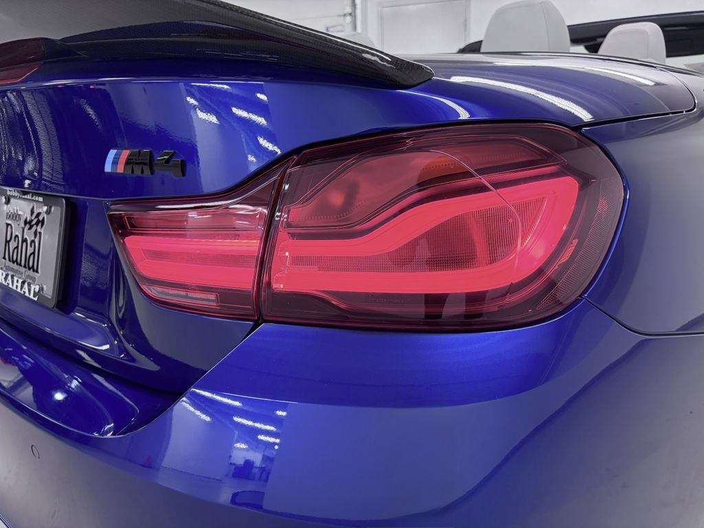 Used 2020 BMW M4 Convertible w/ Competition Package RWD image 10