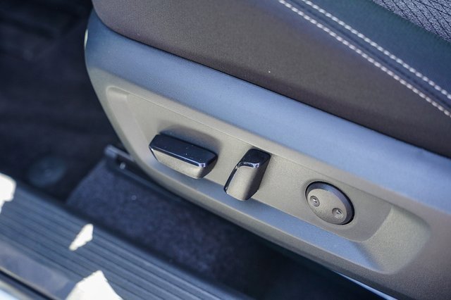 New 2026 Nissan Rogue SV image 22