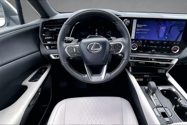 Used 2025 Lexus RX 350 Premium Plus w/ Convenience Package FWD image 4
