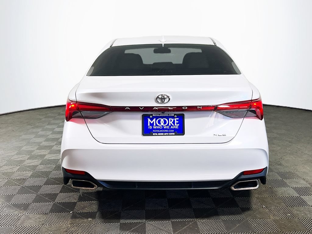 Certified 2021 Toyota Avalon XLE FWD image 6