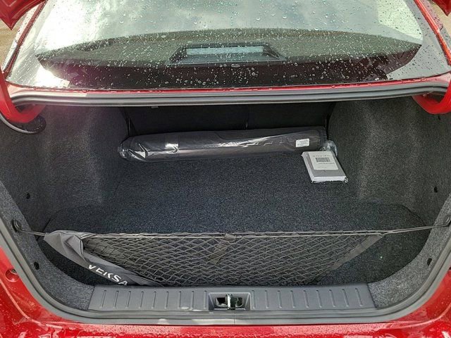 New 2025 Nissan Versa SR w/ Trunk Package FWD image 3