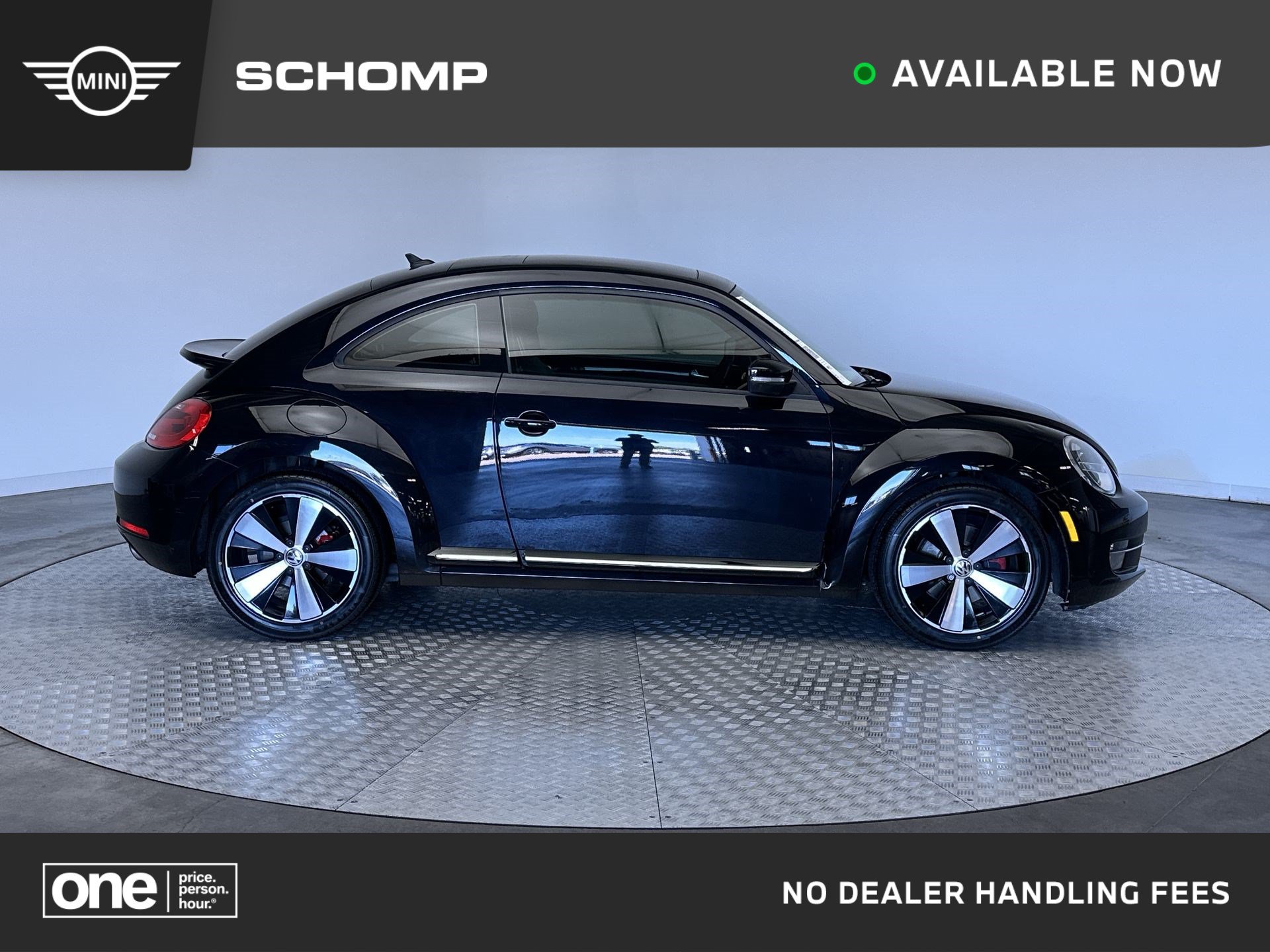 Used 2013 Volkswagen Beetle 2.0T FWD image 1