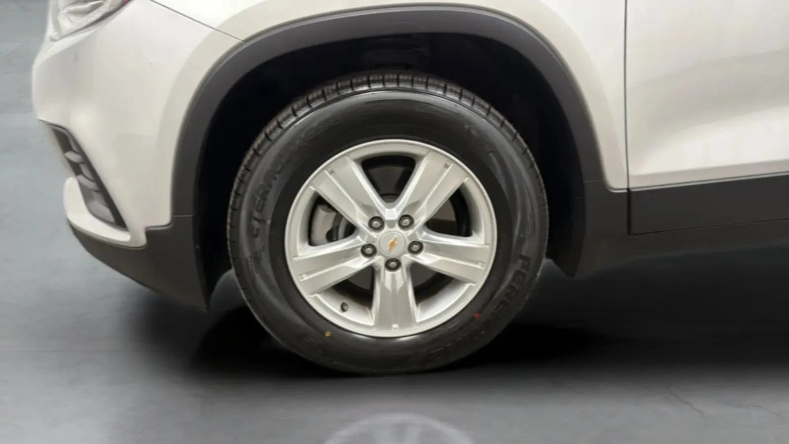 Used 2018 Chevrolet Trax LT w/ LT Convenience Package FWD image 29