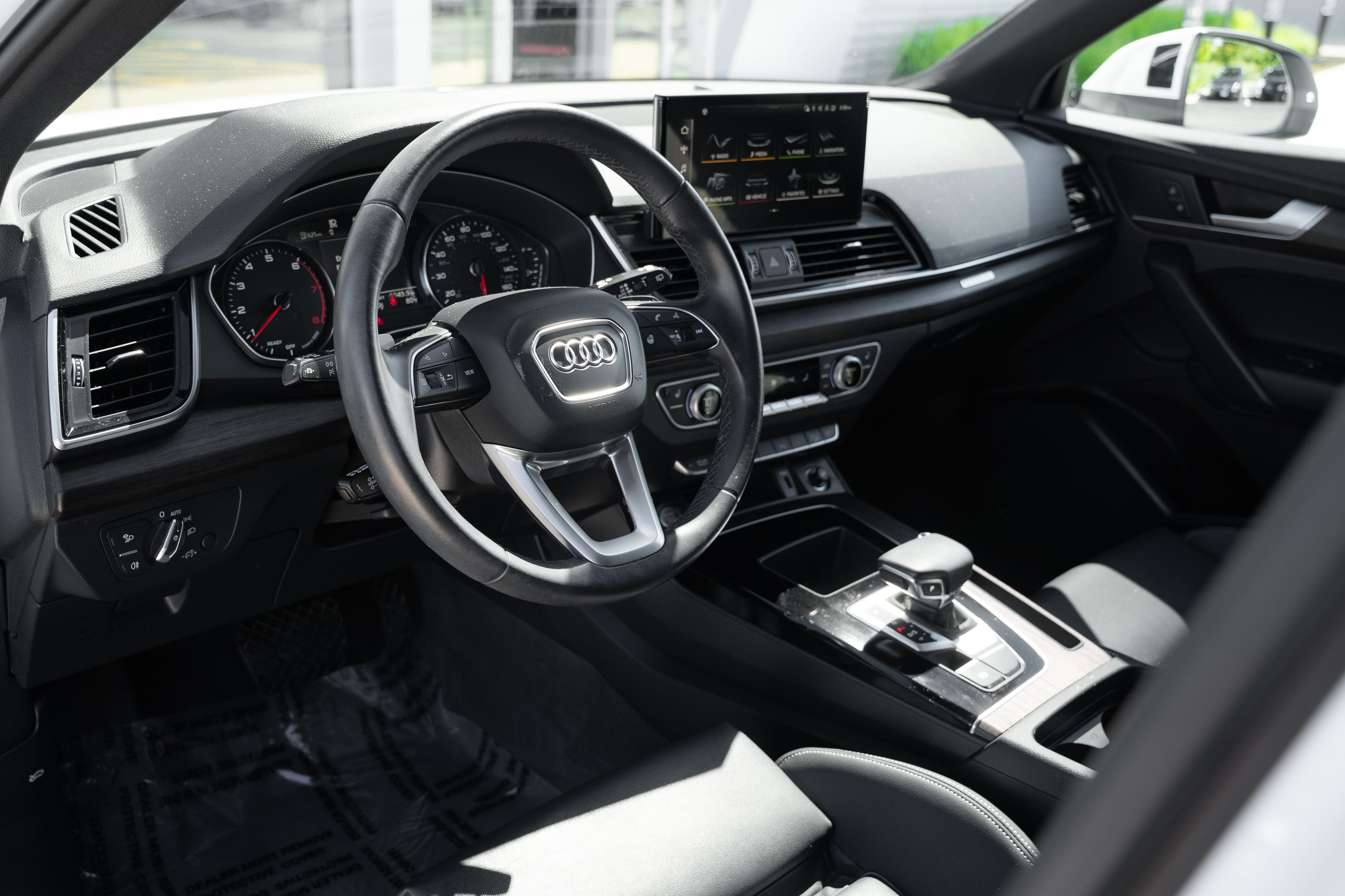 Certified 2023 Audi Q5 2.0T Premium w/ Convenience Package AWD/4WD image 10