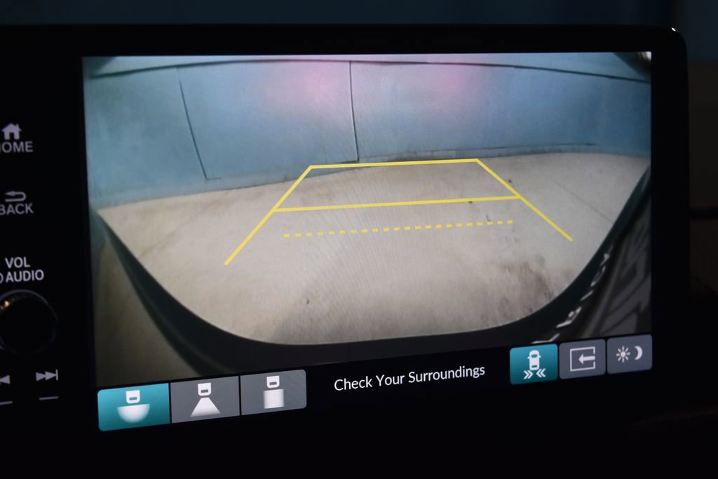 Used 2023 Honda CR-V Sport Touring image 13