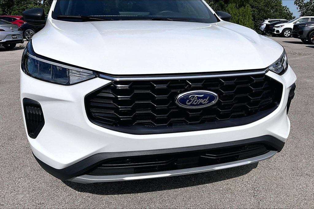 Used 2025 Ford Escape ST-Line w/ Tech Pack #1 FWD image 37
