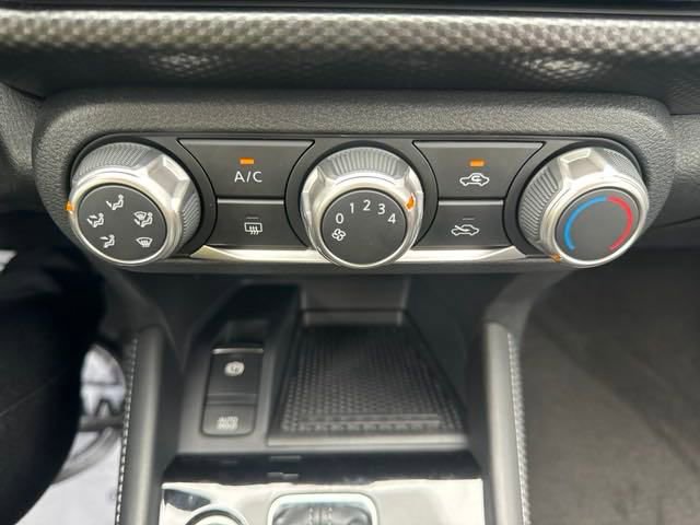 Used 2024 Nissan Kicks SV image 21