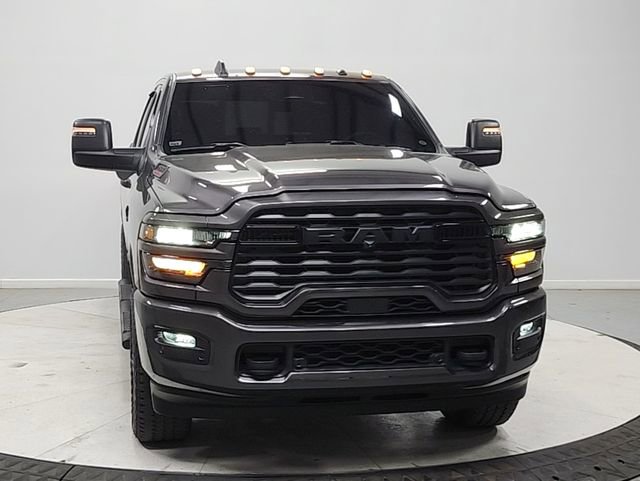 Used 2025 RAM 2500 Big Horn AWD/4WD image 2
