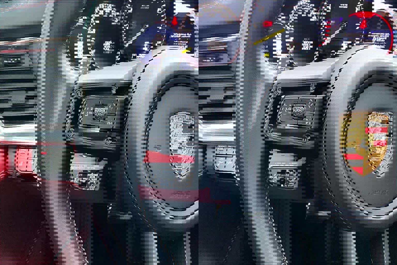 Used 2023 Porsche Panamera 4 Platinum Edition image 25