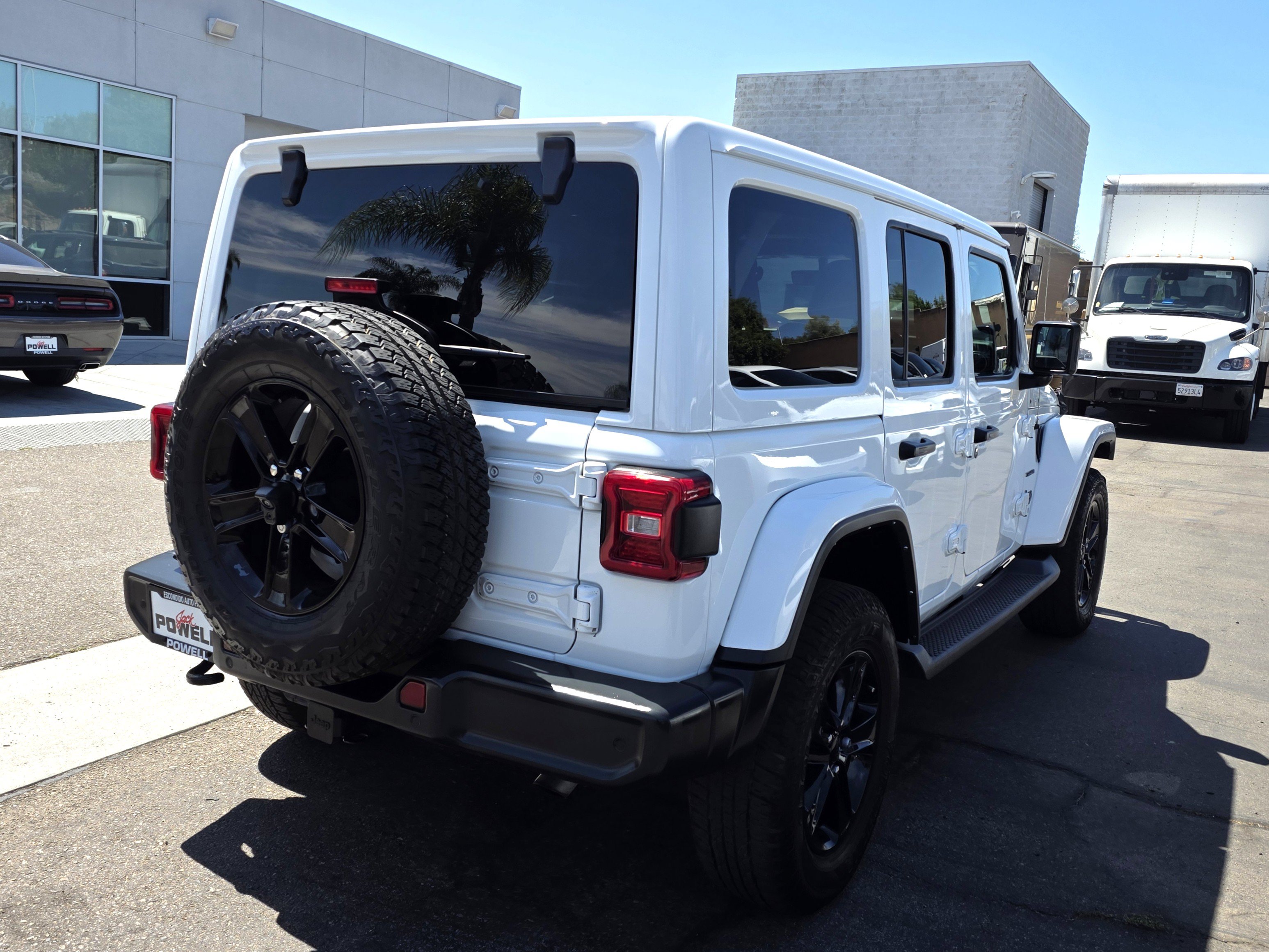 Certified 2021 Jeep Wrangler Unlimited Sahara AWD/4WD image 5