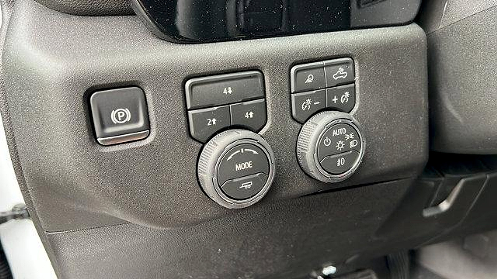 New 2026 Chevrolet Silverado 2500 LT w/ All Star Edition image 30