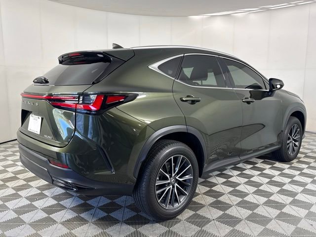 Used 2024 Lexus NX 250 FWD w/ Towing Package (2000 Lbs) image 12