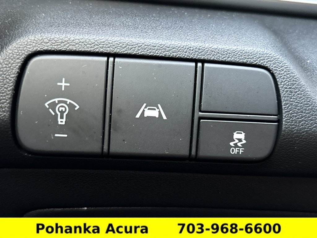 Used 2023 Hyundai Elantra Limited FWD image 14