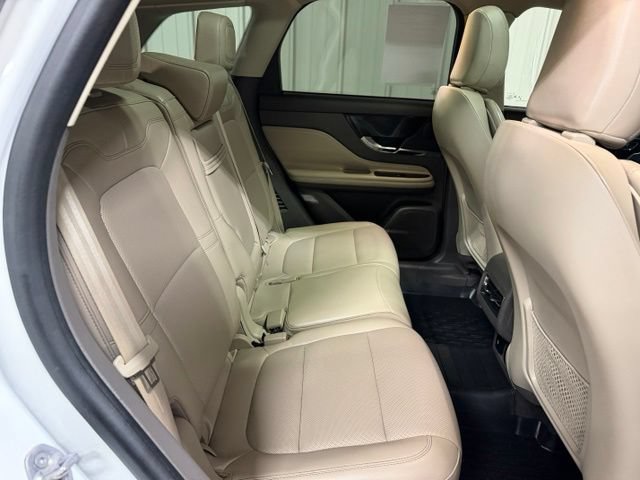 Used 2024 Lincoln Corsair AWD w/ Equipment Group 101A image 23