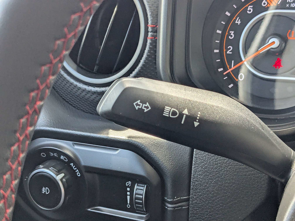 Used 2024 Jeep Wrangler Unlimited Rubicon AWD/4WD image 25