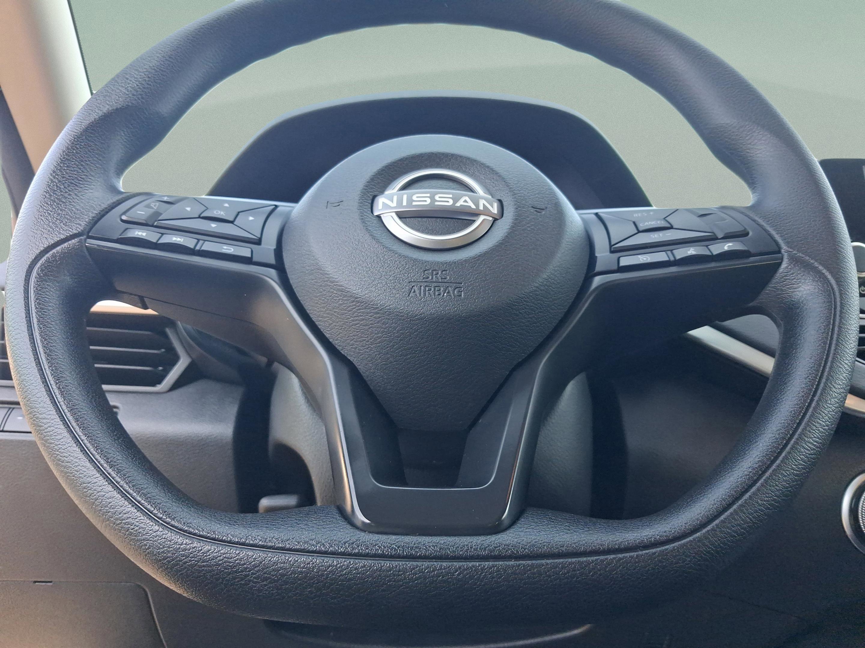 Used 2024 Nissan Altima 2.5 S image 10