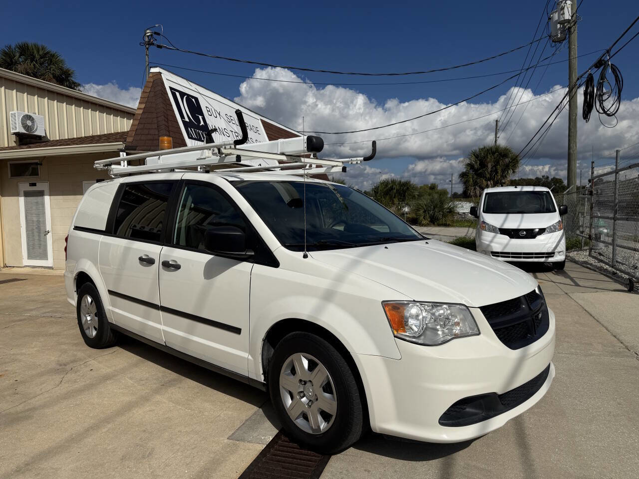 Used 2013 RAM C/V Tradesman image 7