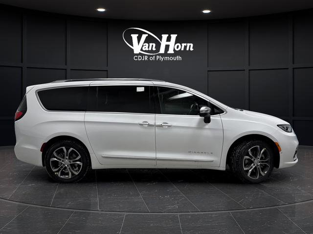 New 2026 Chrysler Pacifica Pinnacle w/ Trailer Tow Group image 2