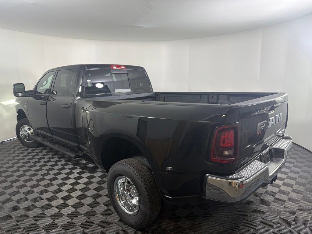 New 2026 RAM 3500 Tradesman AWD/4WD image 11