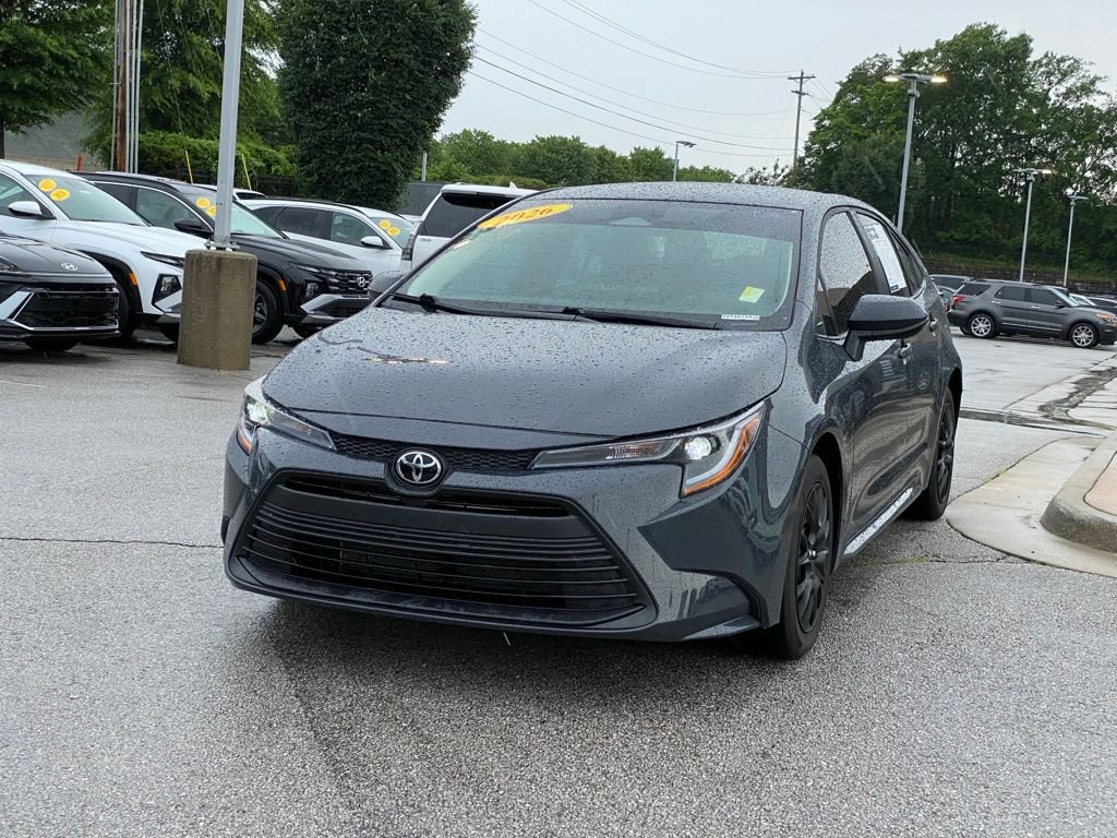 Used 2026 Toyota Corolla LE FWD image 3