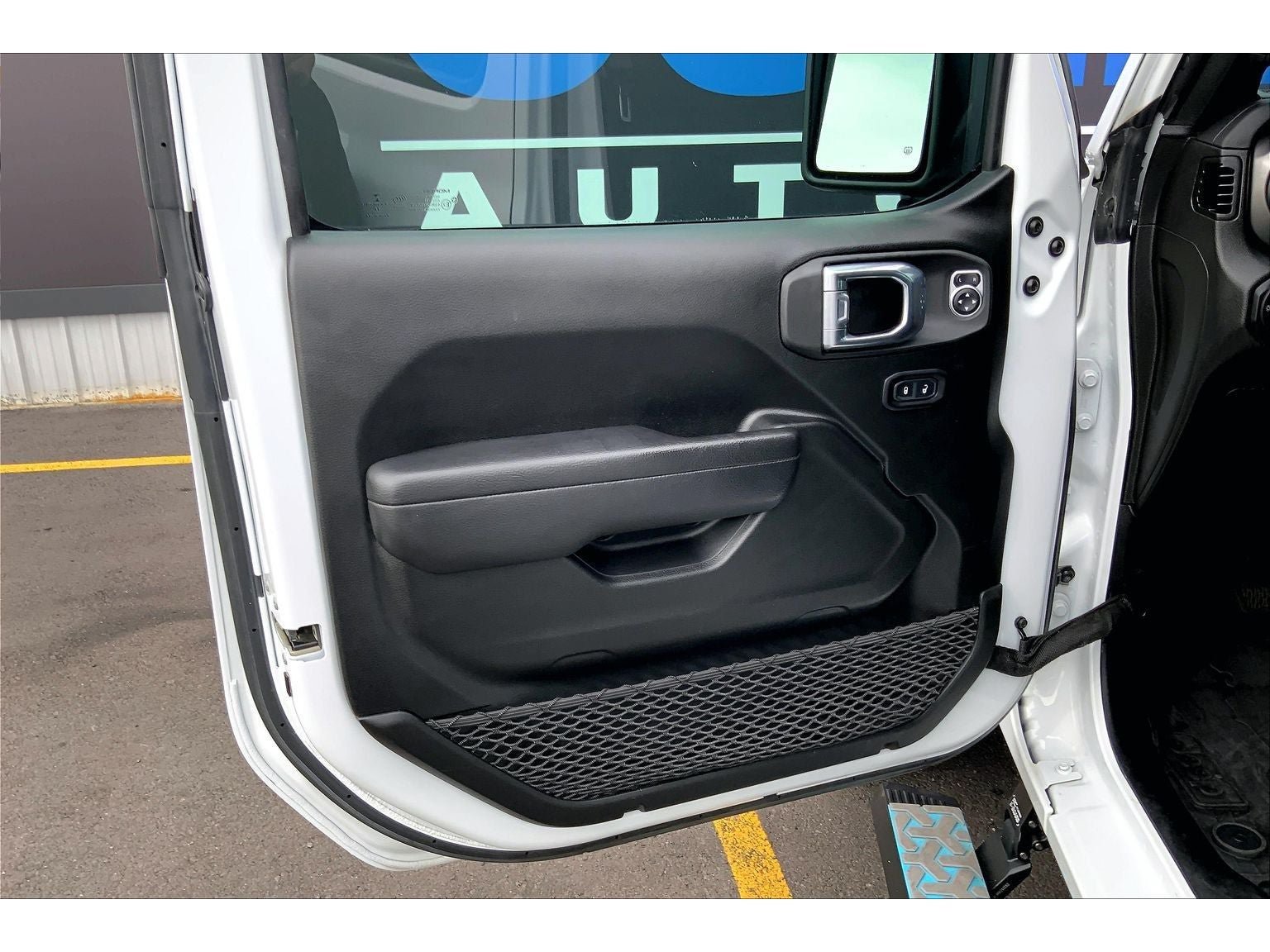 Used 2022 Jeep Wrangler Unlimited Sport AWD/4WD image 23