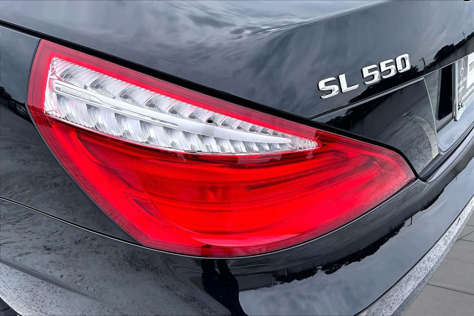 Used 2015 Mercedes-Benz SL 550 image 22
