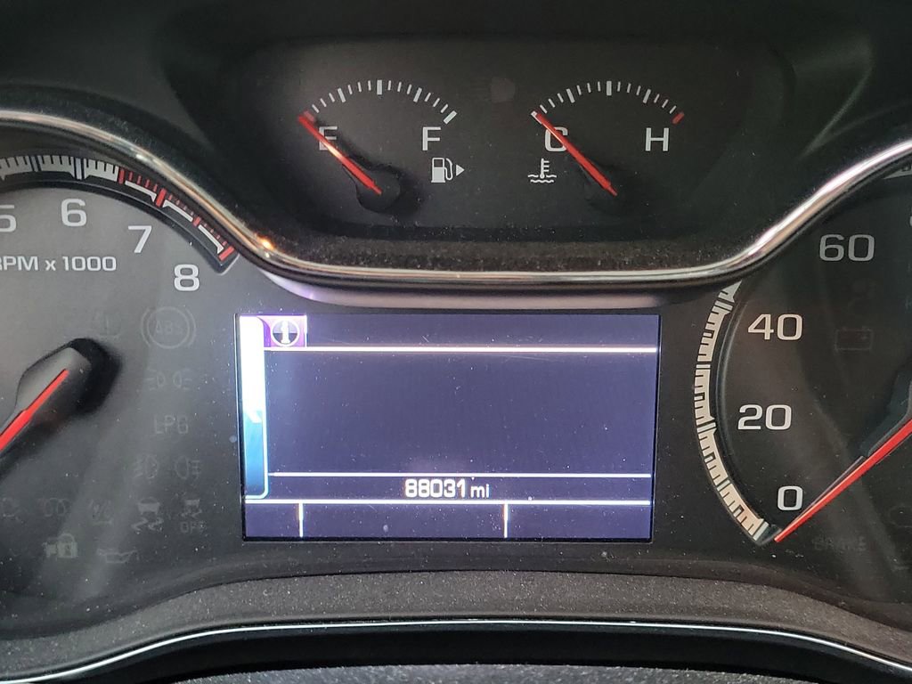 Used 2018 Chevrolet Cruze LT w/ Sun And Sound Package image 12