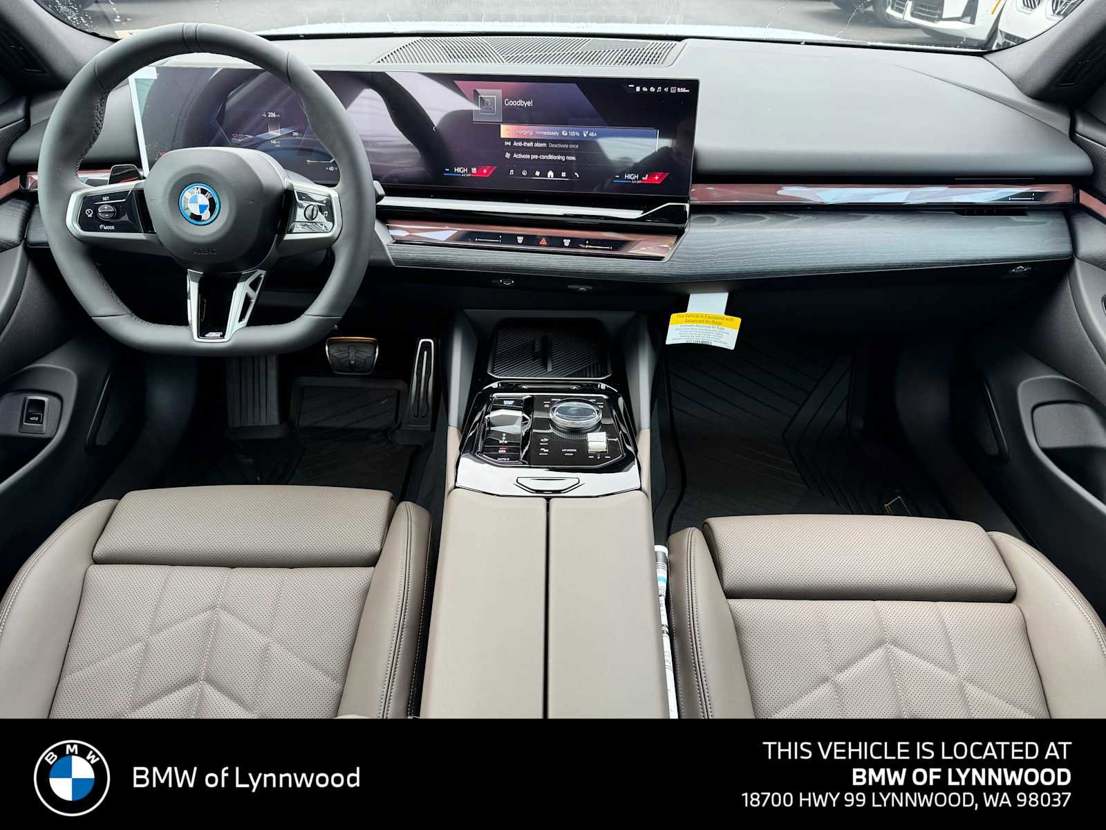 New 2026 BMW i5 eDrive40 w/ M Sport Package AWD/4WD image 18