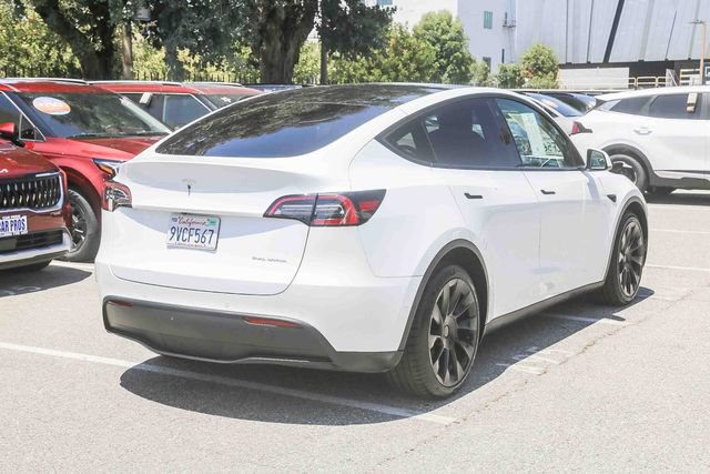 Used 2021 Tesla Model Y Long Range AWD/4WD image 10